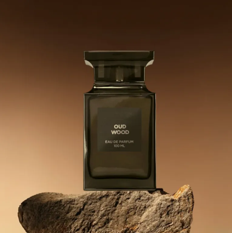 Glass dog with flowers variant 1